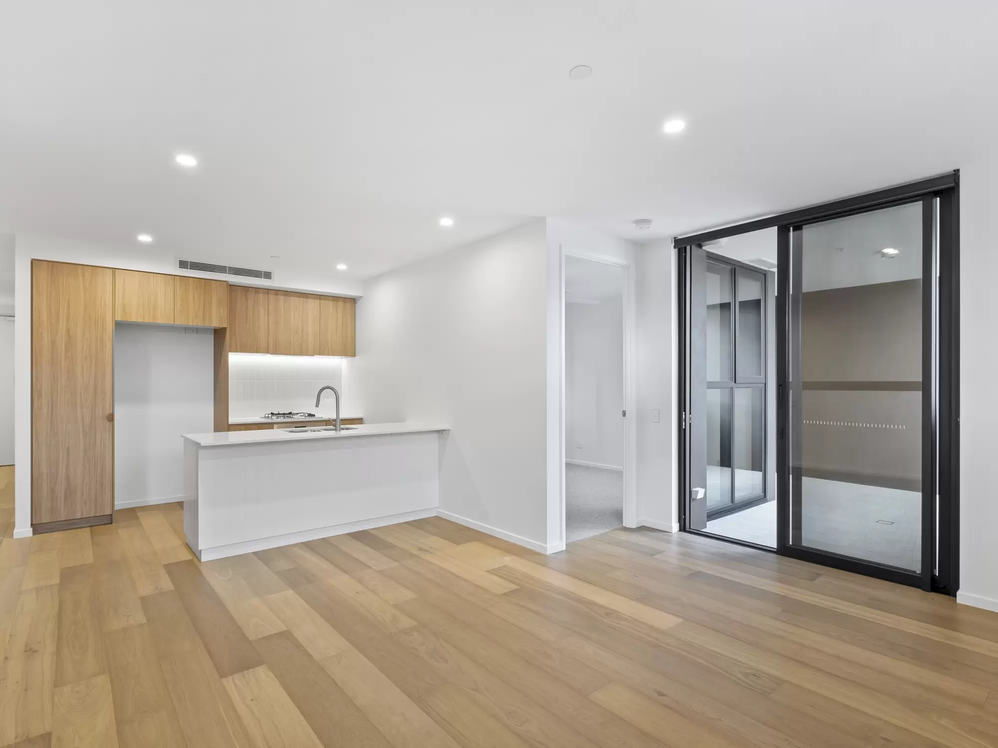 704/36 Sylvan Road, Toowong Leased by Mosaic Property Group - image 4