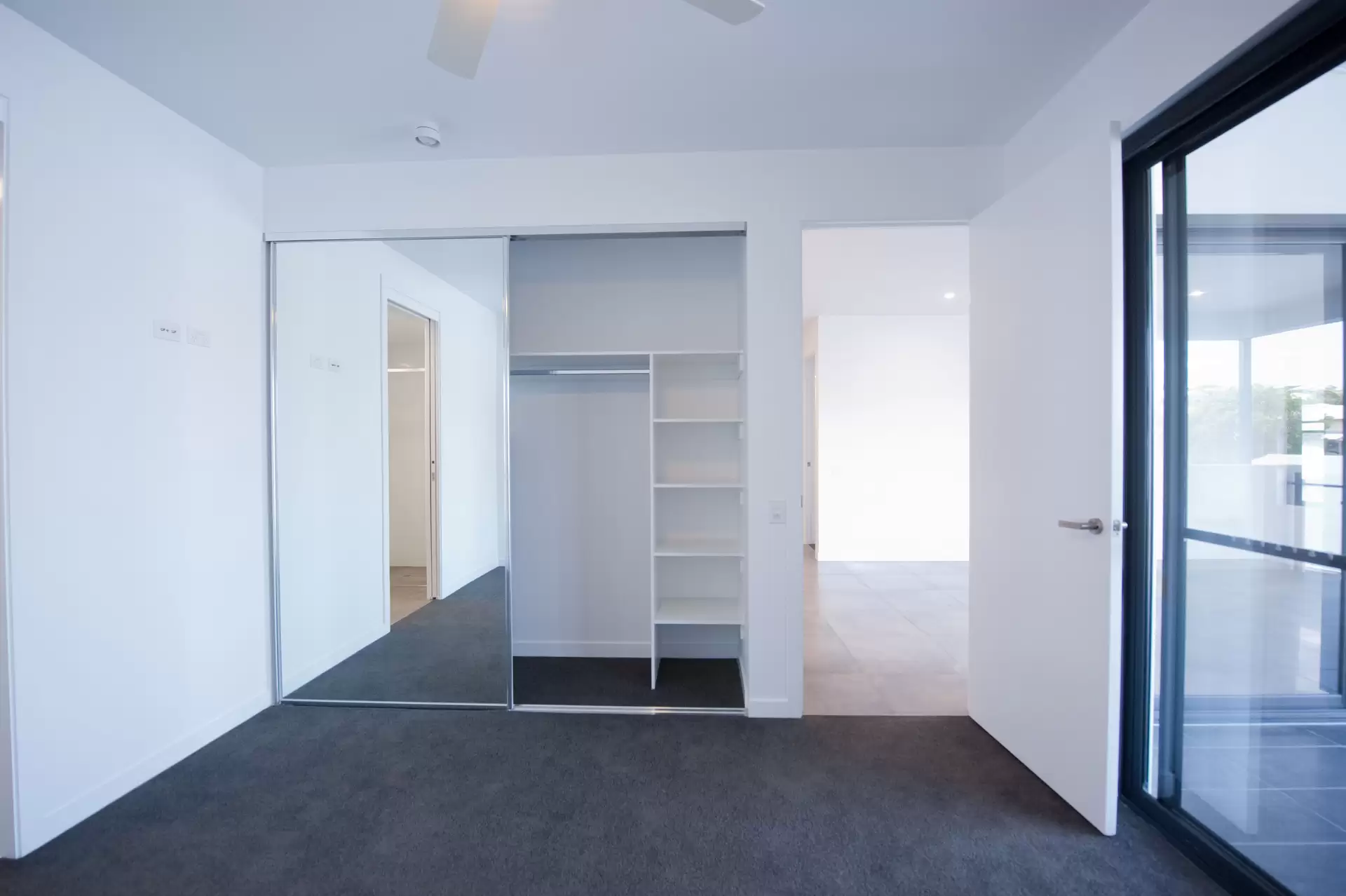 103/46-48 Latimer Street, Holland Park Leased by Mosaic Property Group - image 1