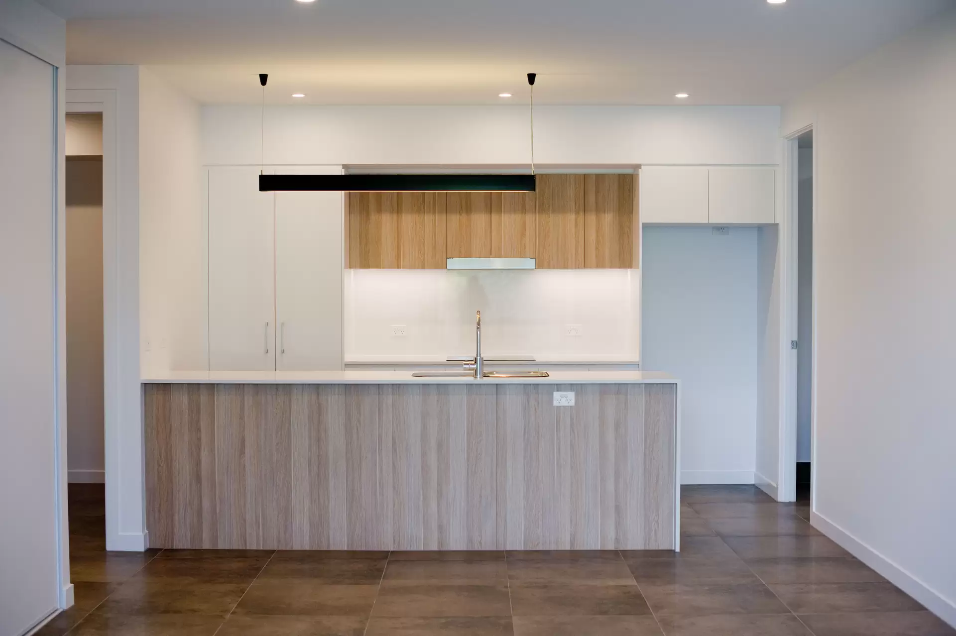 103/46-48 Latimer Street, Holland Park Leased by Mosaic Property Group - image 1