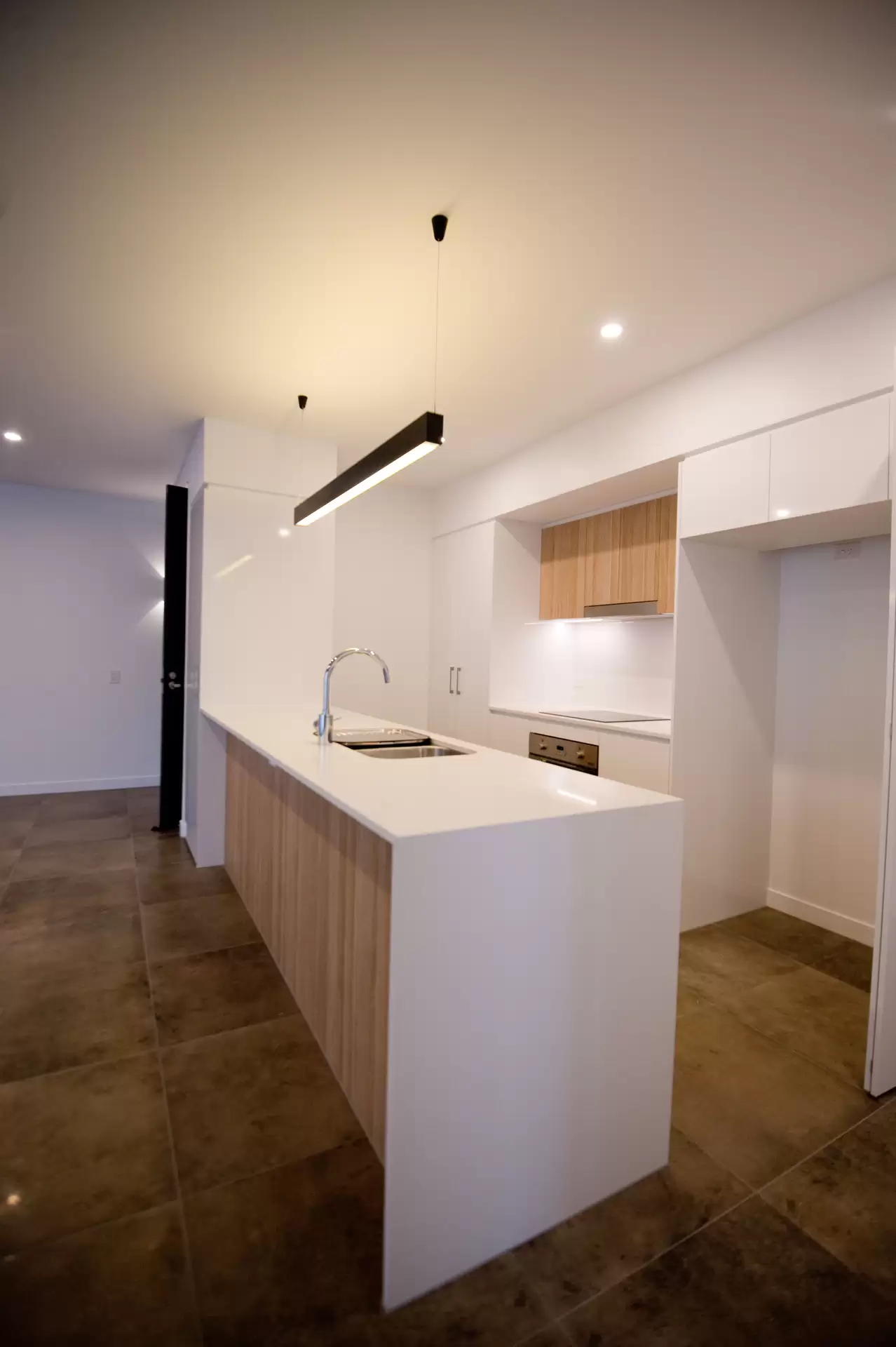 103/46-48 Latimer Street, Holland Park Leased by Mosaic Property Group - image 1