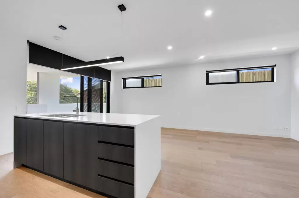 203/35-39 Lambert Rd, Indooroopilly Leased by Mosaic Property Group - image 5