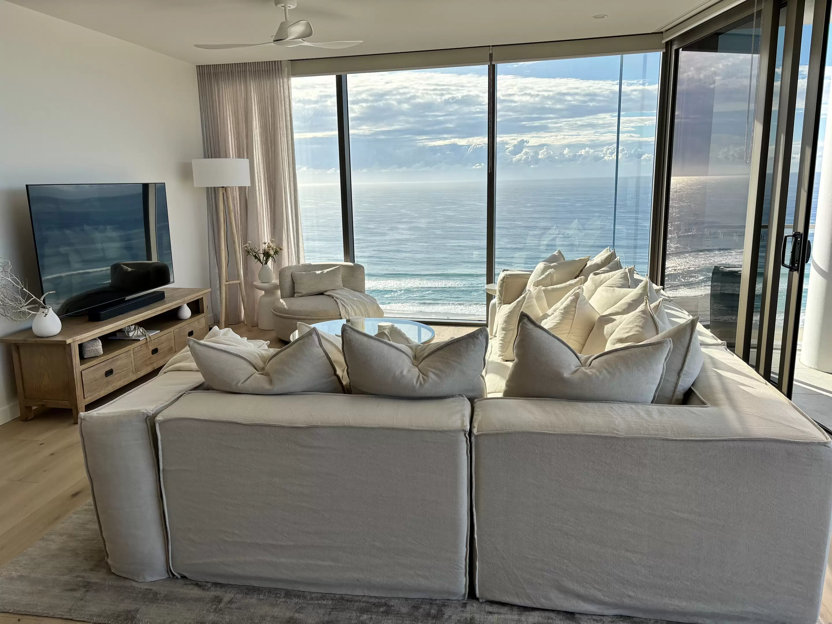 1803/15 Peerless Avenue, Mermaid Beach For Lease by Mosaic Property Group - image 2