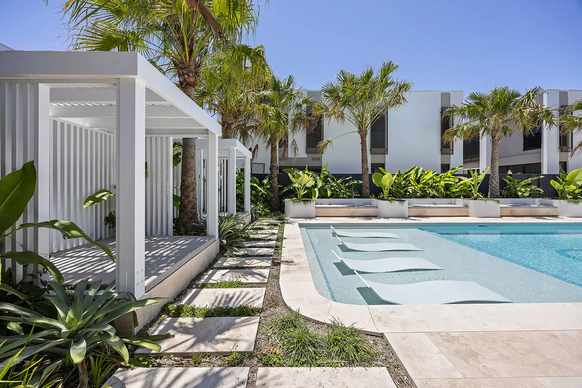 12/81 Salerno Street, Isle Of Capri For Lease by Mosaic Property Group - image 3