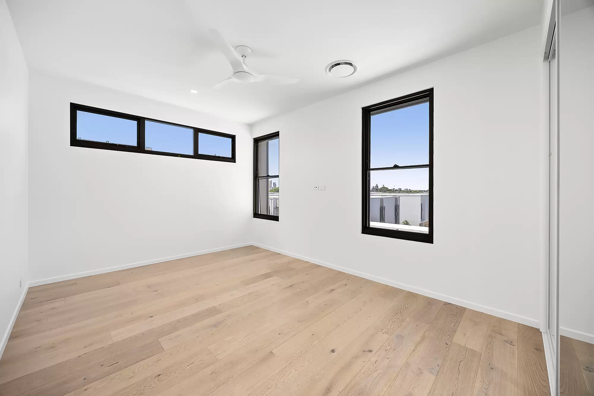 12/81 Salerno Street, Isle Of Capri For Lease by Mosaic Property Group - image 25