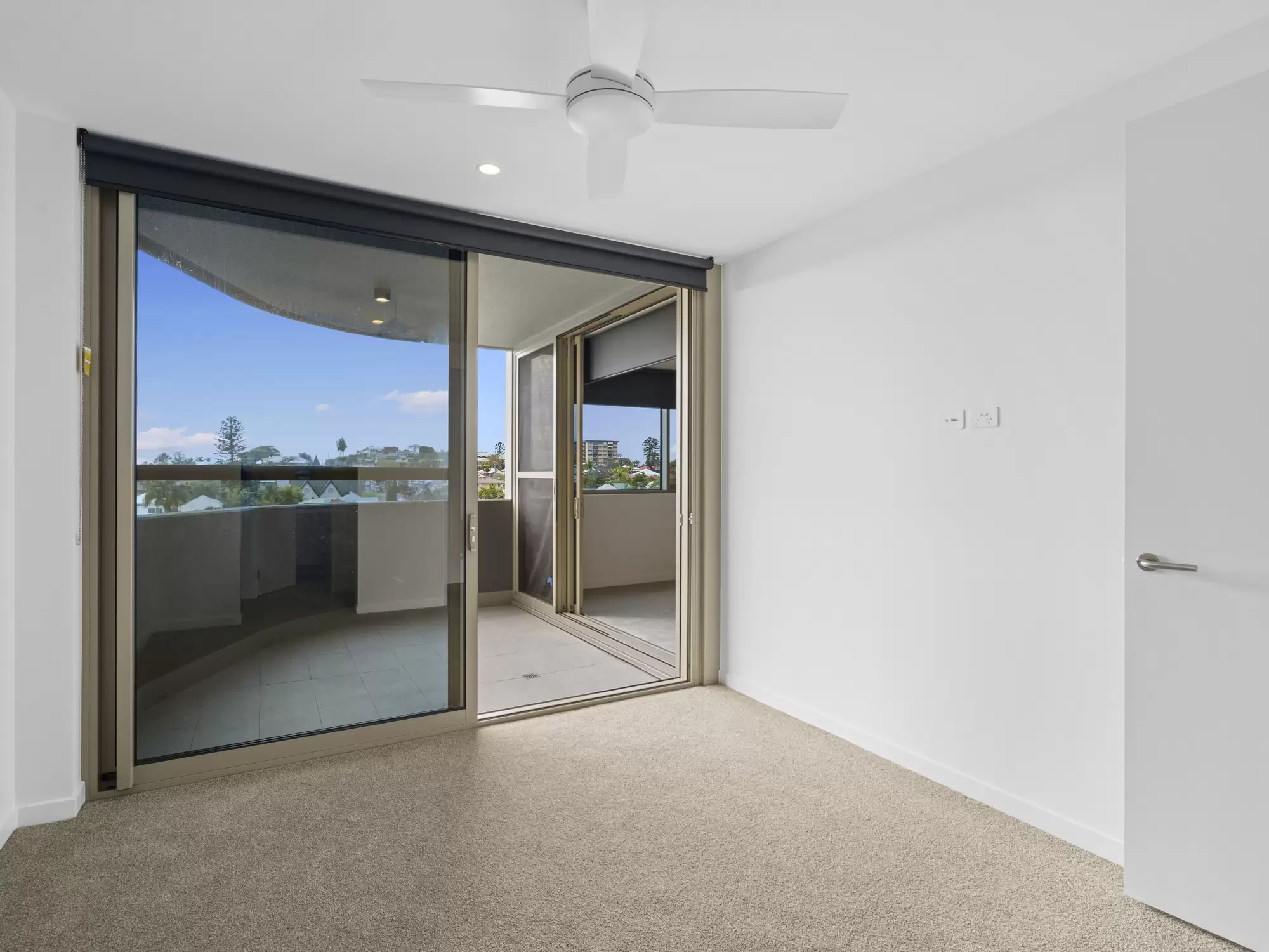 2404/140 Wellington Road, East Brisbane Leased by Mosaic Property Group - image 3