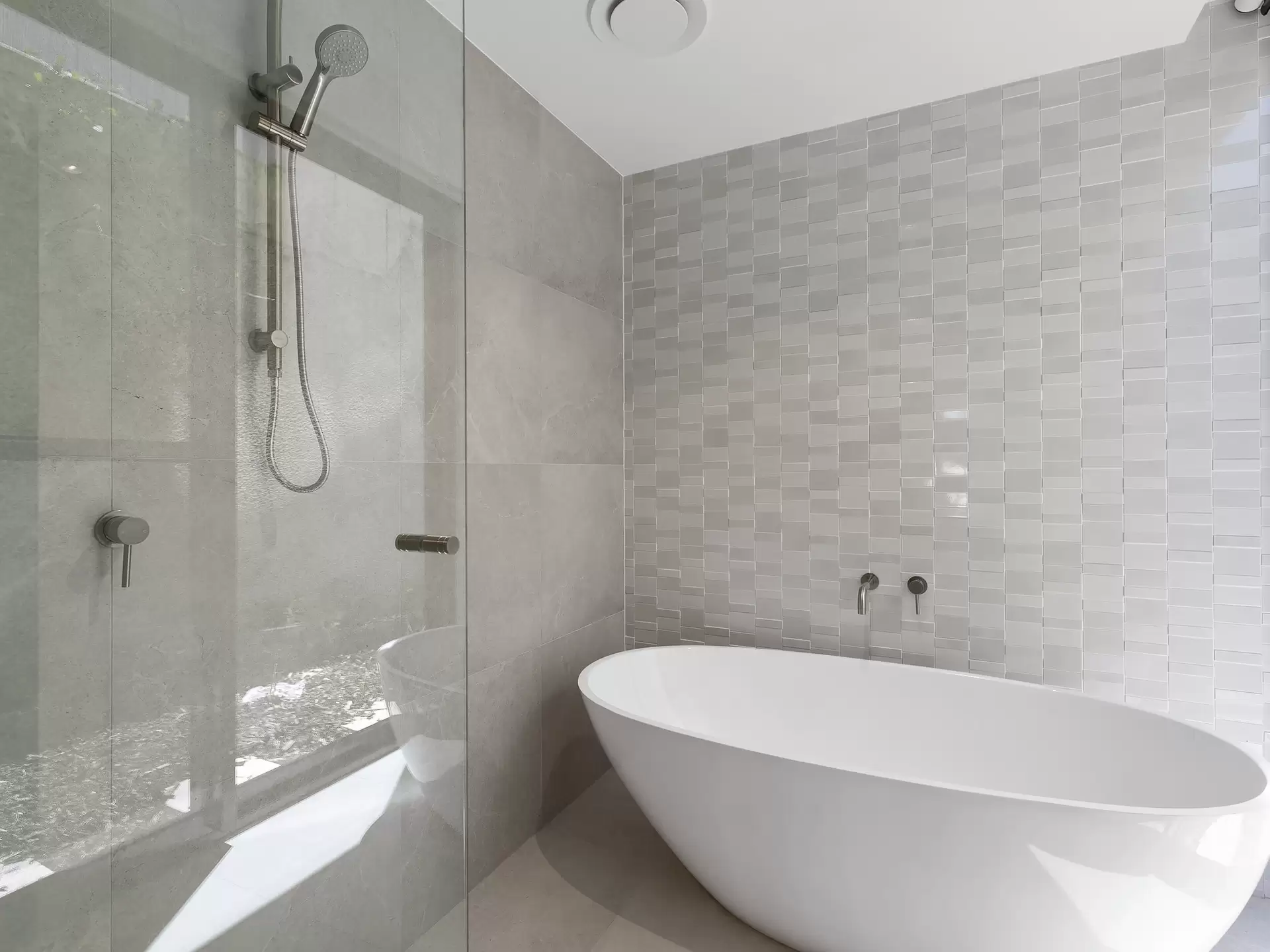 111/131 Coolum Terrace, Coolum Beach Leased by Mosaic Property Group - image 1