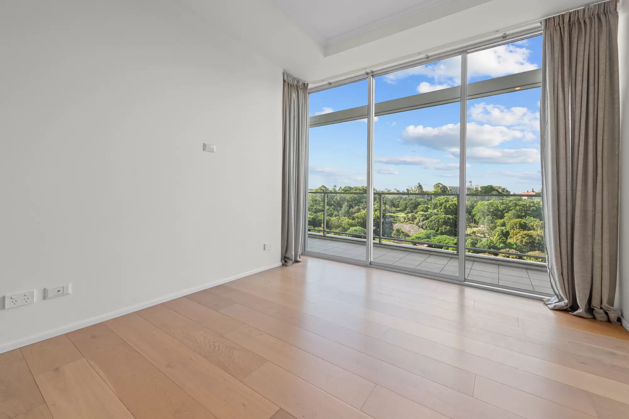 4037/4 Parkland Bvd, Brisbane City For Lease by Mosaic Property Group - image 4