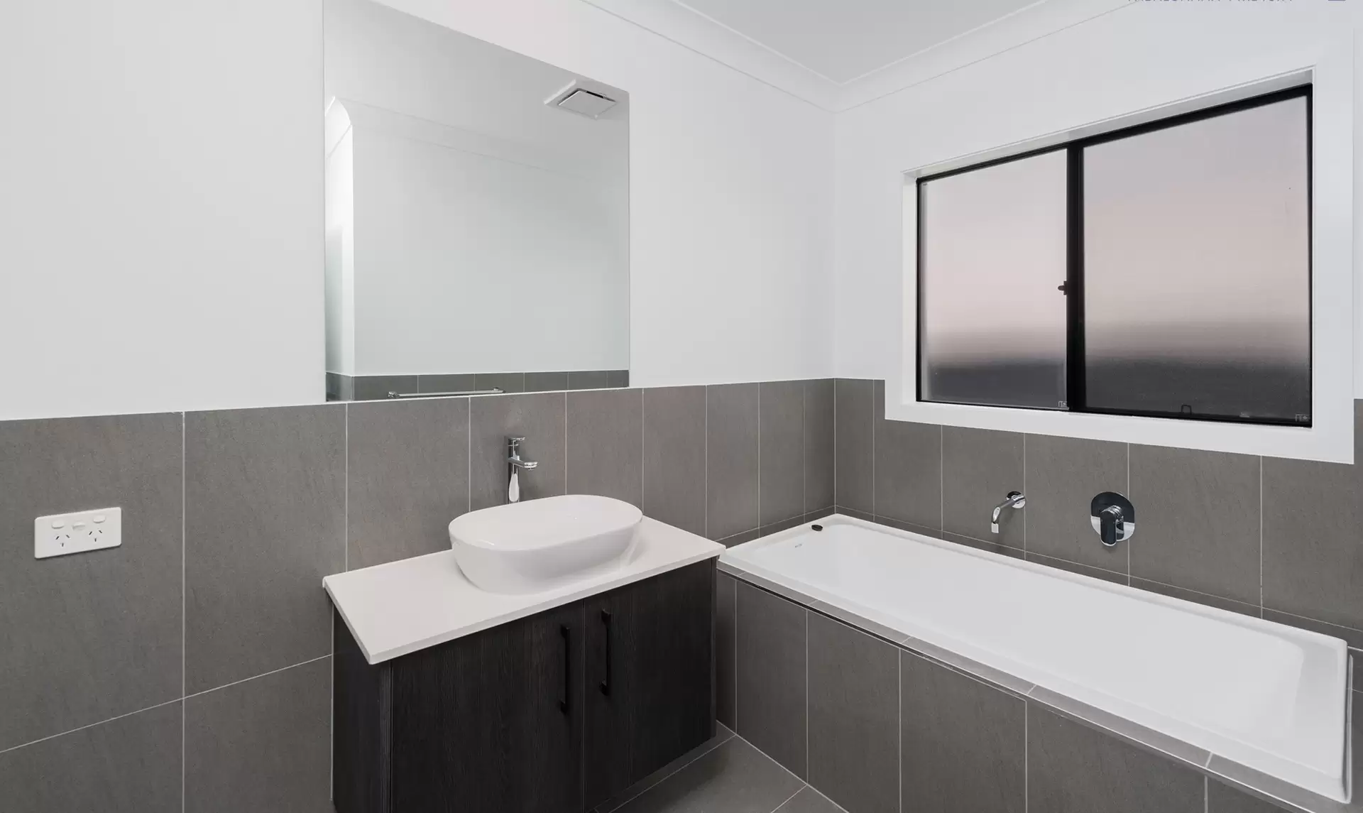 9 Stirling Street, Bridgeman Downs For Lease by Mosaic Property Group - image 1