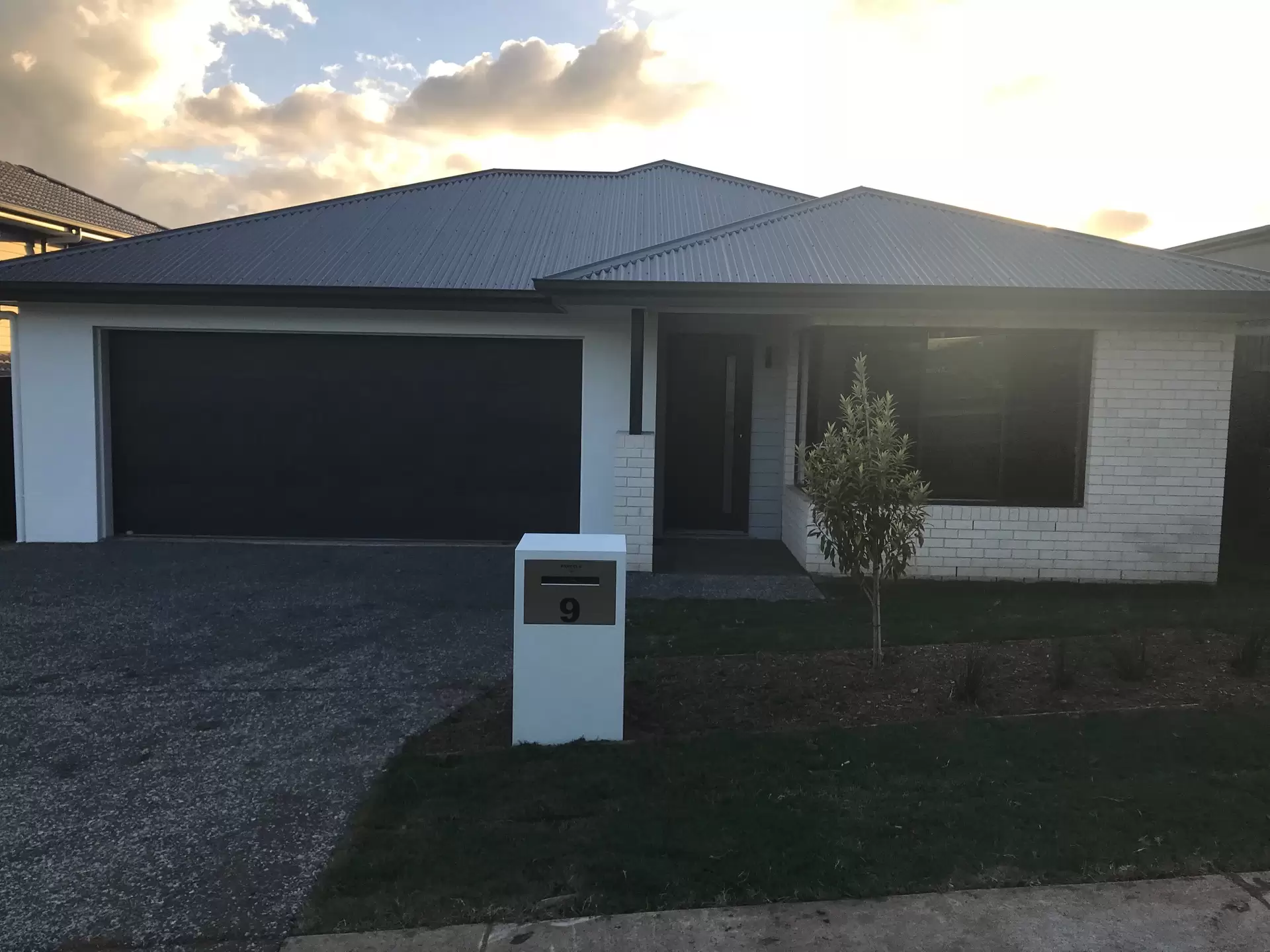 9 Stirling Street, Bridgeman Downs For Lease by Mosaic Property Group - image 1