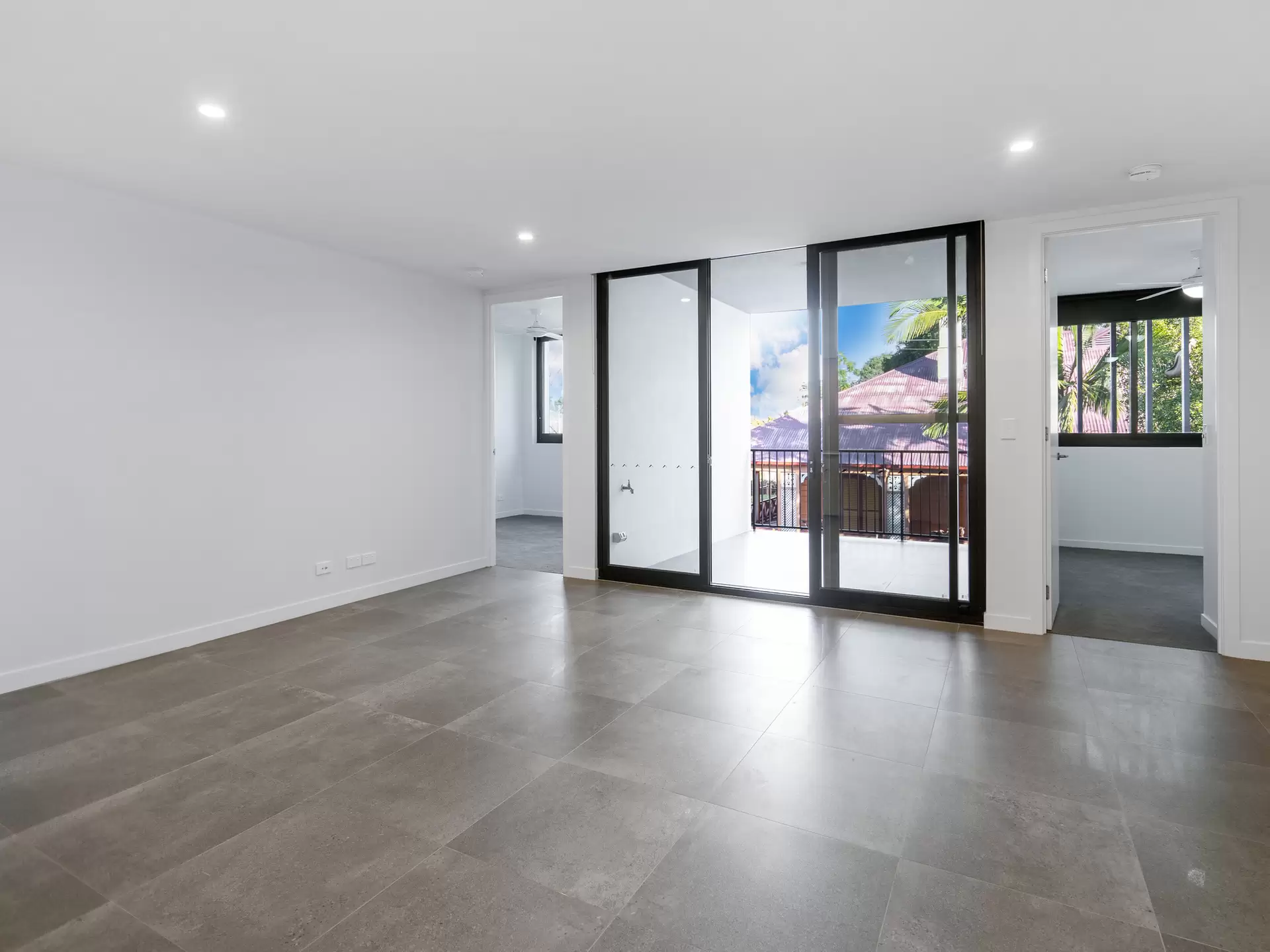 410/186 Clarence Rd, Indooroopilly Leased by Mosaic Property Group - image 1