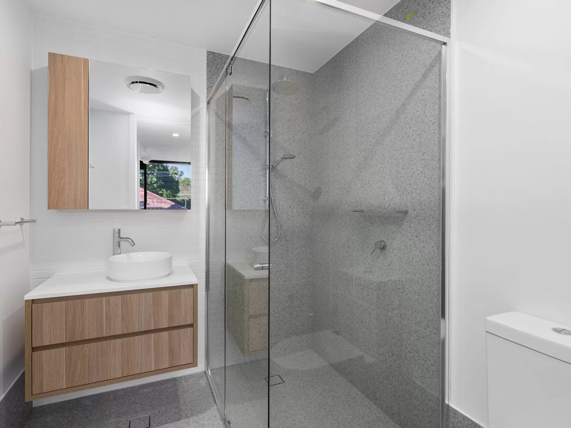 410/186 Clarence Rd, Indooroopilly Leased by Mosaic Property Group - image 1
