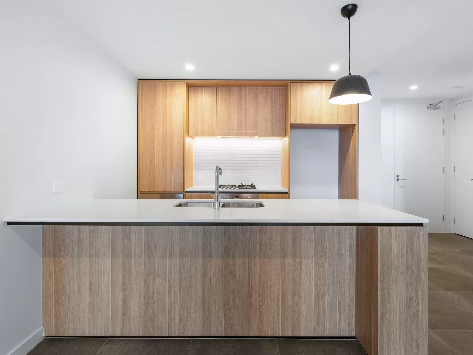 410/186 Clarence Rd, Indooroopilly Leased by Mosaic Property Group - image 1