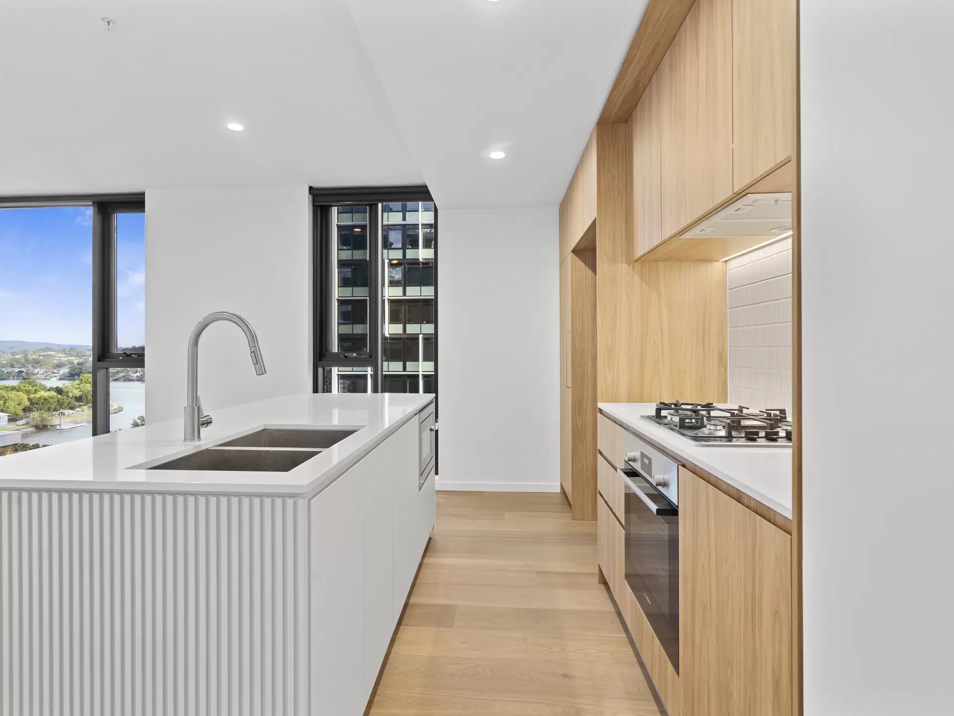 606/3 Archer Street, Toowong Leased by Mosaic Property Group - image 1