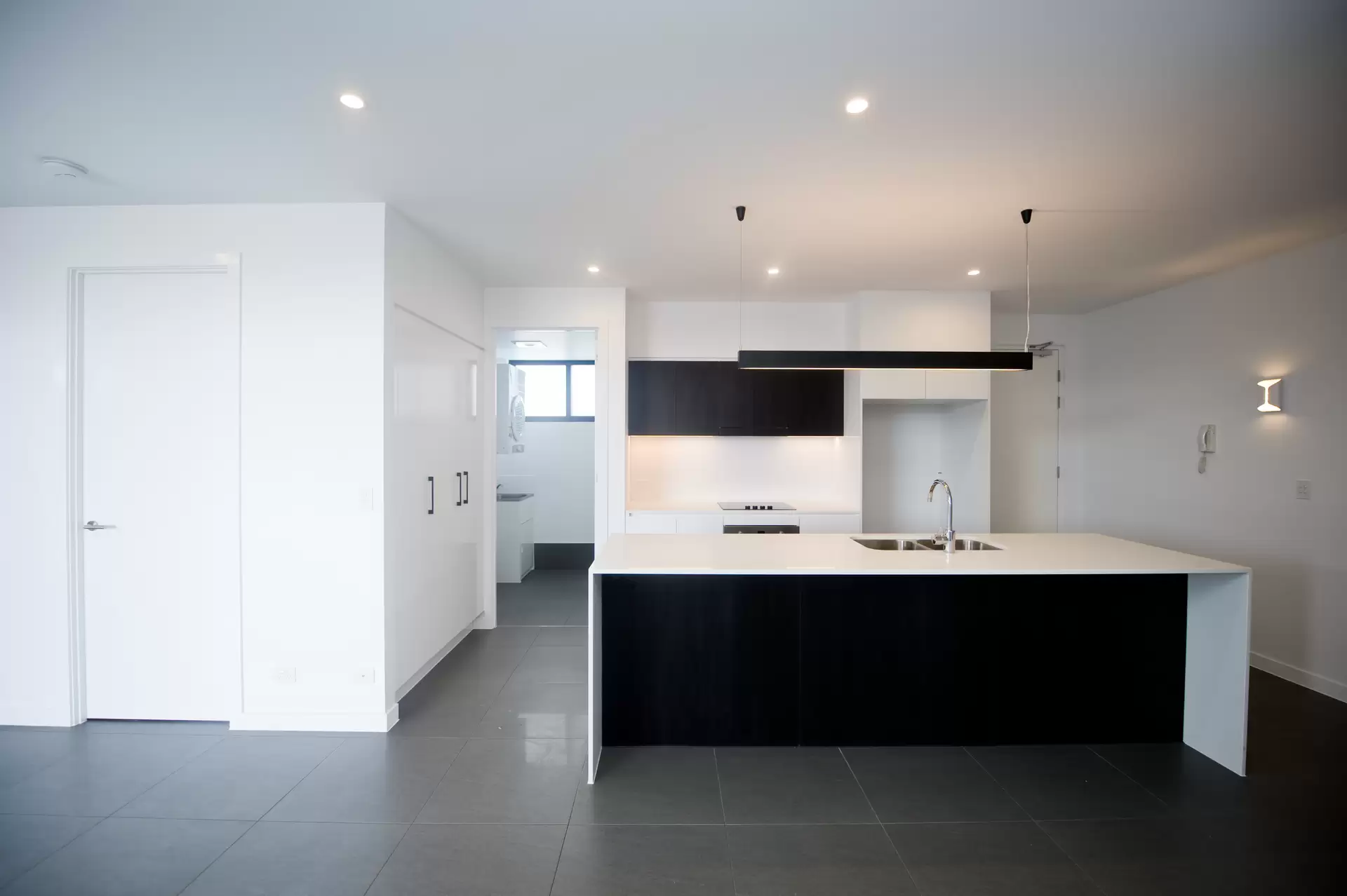 403/16-26 Archer Street, Upper Mount Gravatt For Lease by Mosaic Property Group - image 1