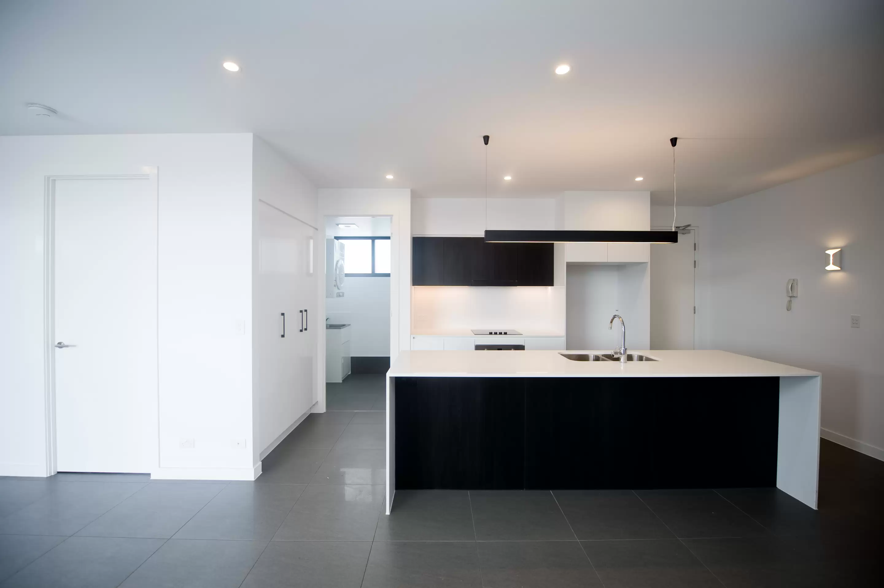 403/16-26 Archer Street, Upper Mount Gravatt For Lease by Mosaic Property Group - image 1