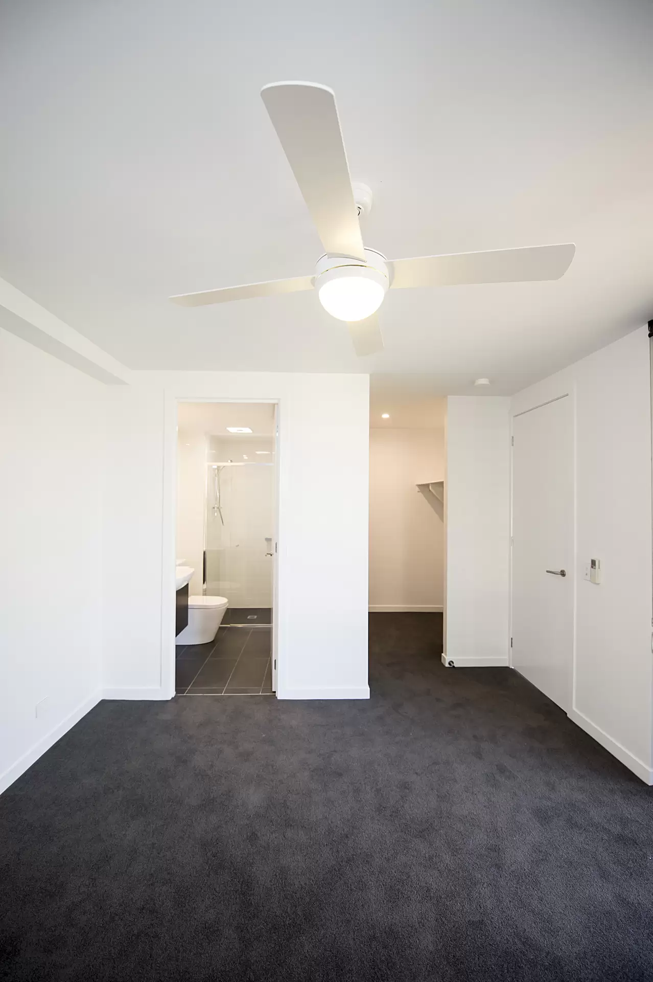 303/147 Sir Fred Schonell Drive, St Lucia For Lease by Mosaic Property Group - image 1