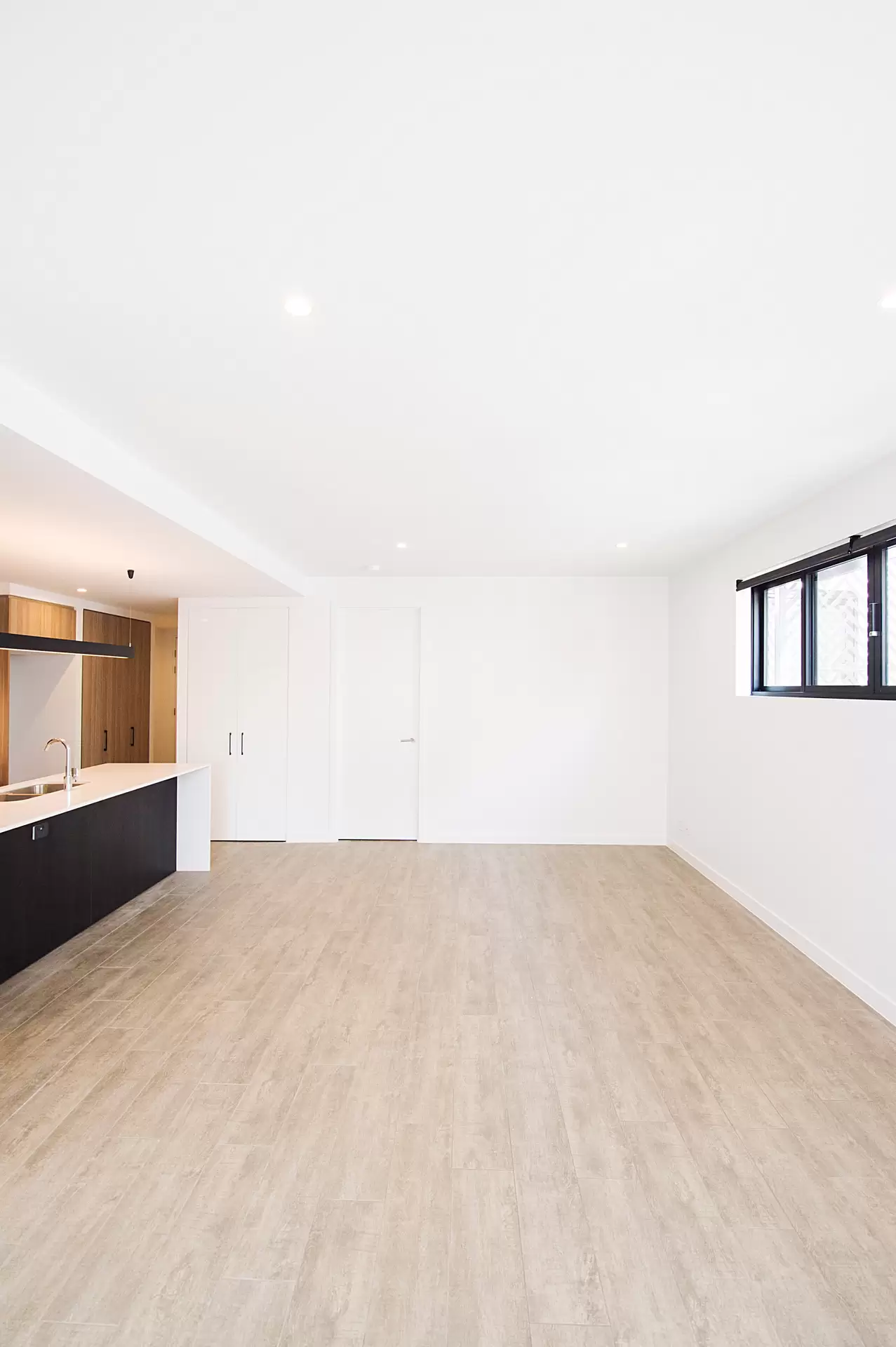 303/147 Sir Fred Schonell Drive, St Lucia For Lease by Mosaic Property Group - image 1