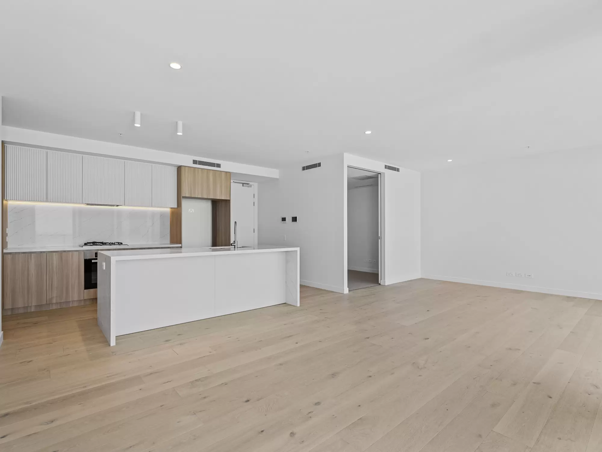 1302/15 Peerless Ave, Mermaid Beach For Lease by Mosaic Property Group - image 3