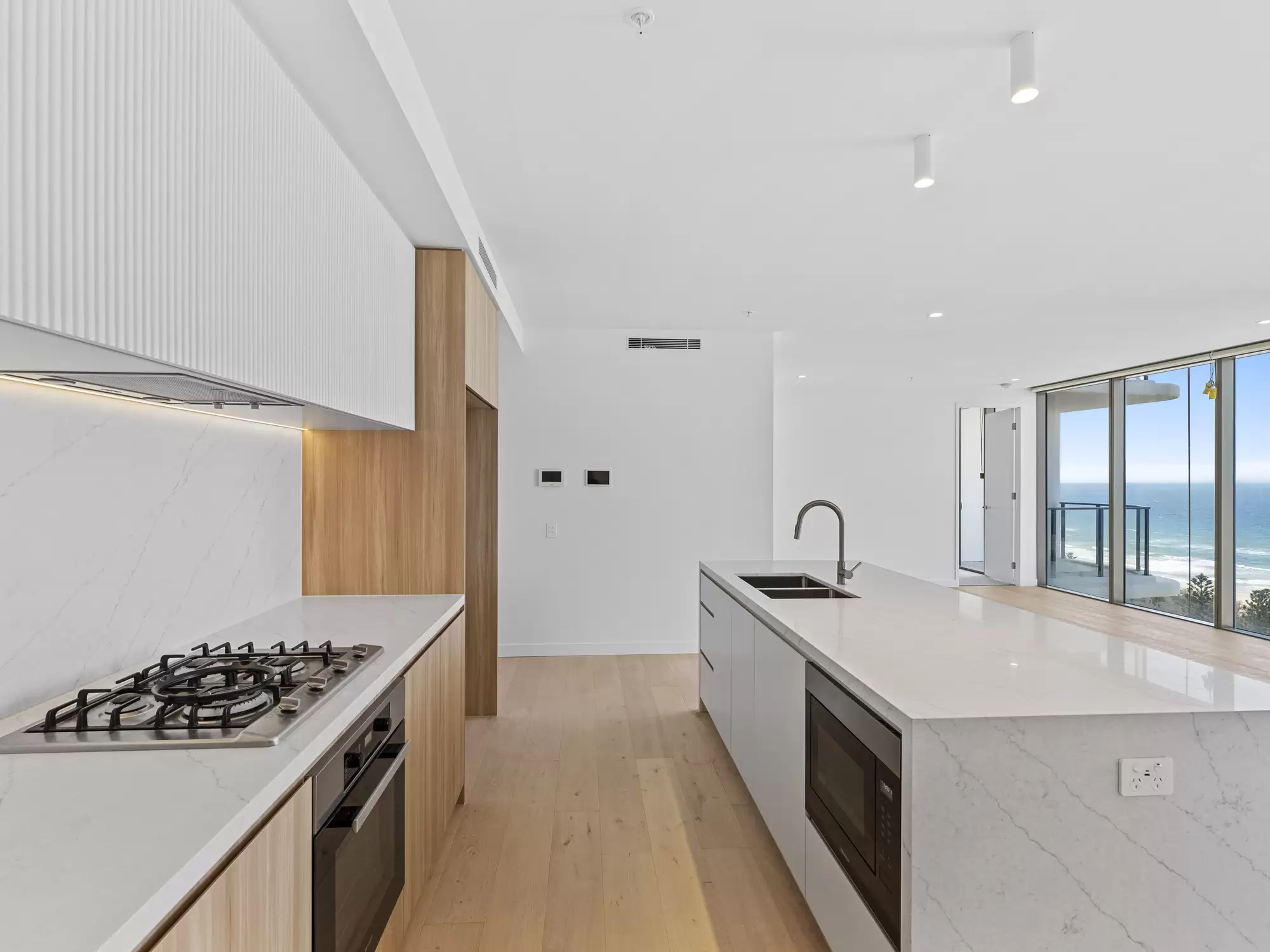 1302/15 Peerless Ave, Mermaid Beach For Lease by Mosaic Property Group - image 1