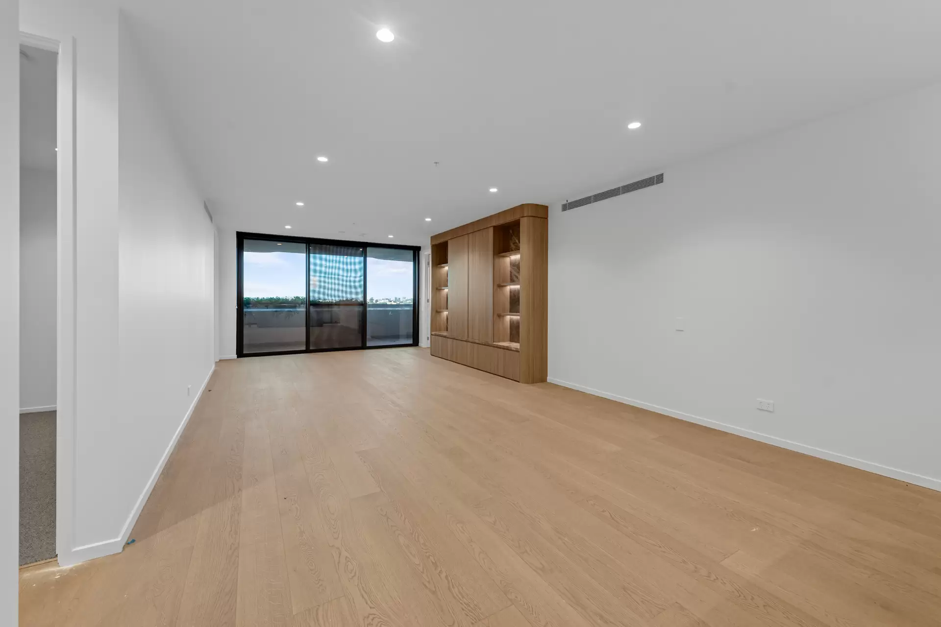 709/89 Lytton Road, East Brisbane For Lease by Mosaic Property Group - image 1