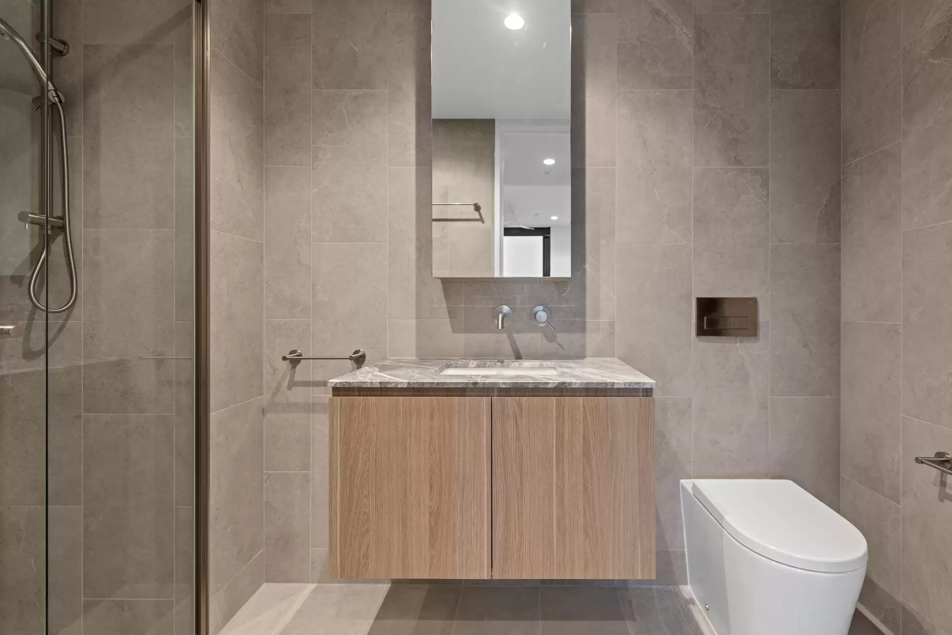 709/89 Lytton Road, East Brisbane For Lease by Mosaic Property Group - image 1