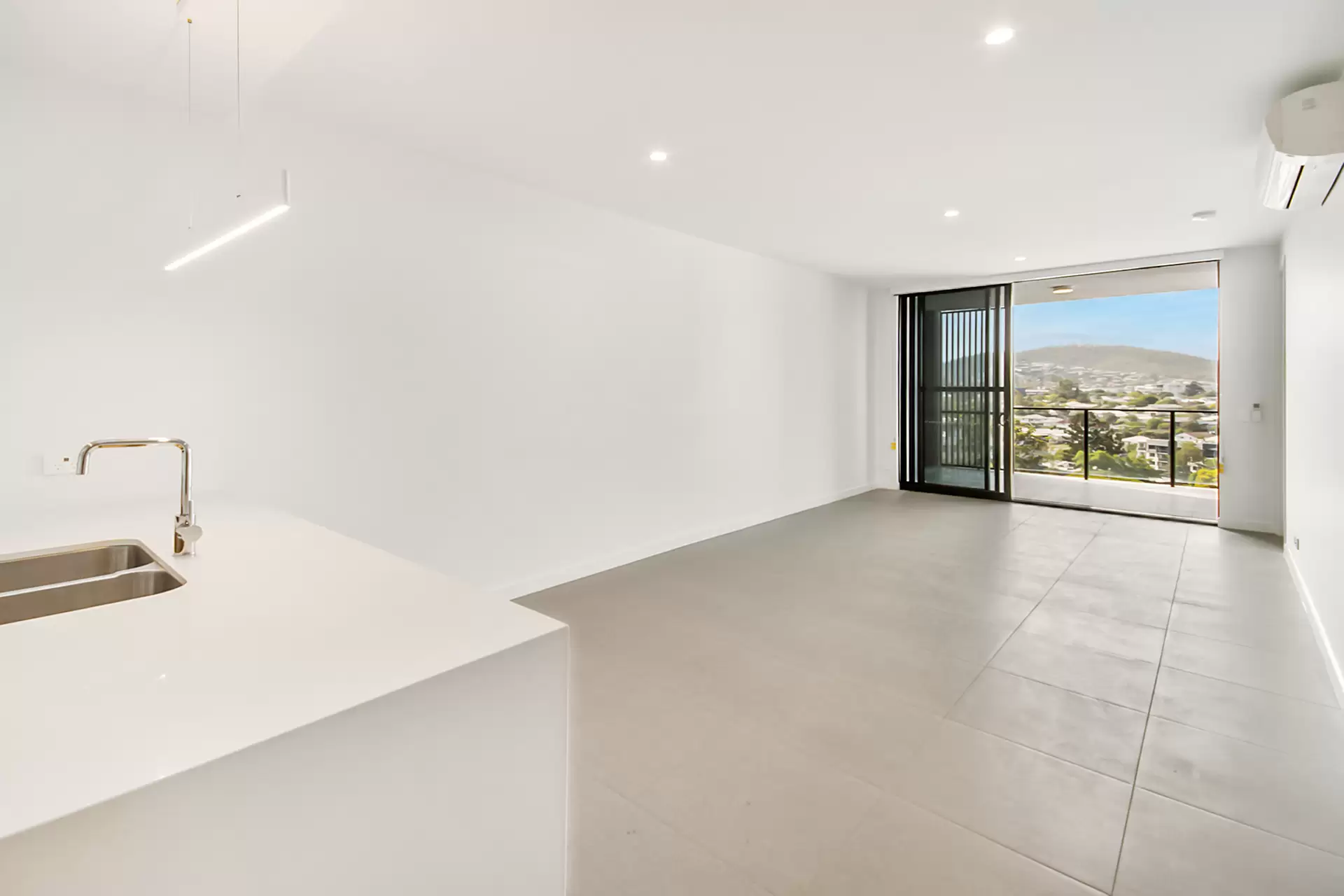 106/31 Mascar St, Upper Mount Gravatt Leased by Mosaic Property Group - image 1
