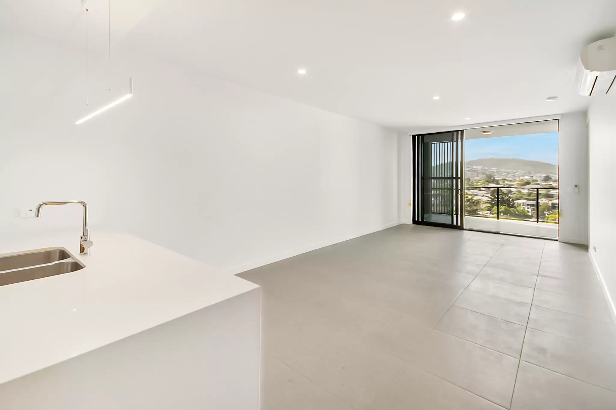 106/31 Mascar St, Upper Mount Gravatt Leased by Mosaic Property Group - image 2
