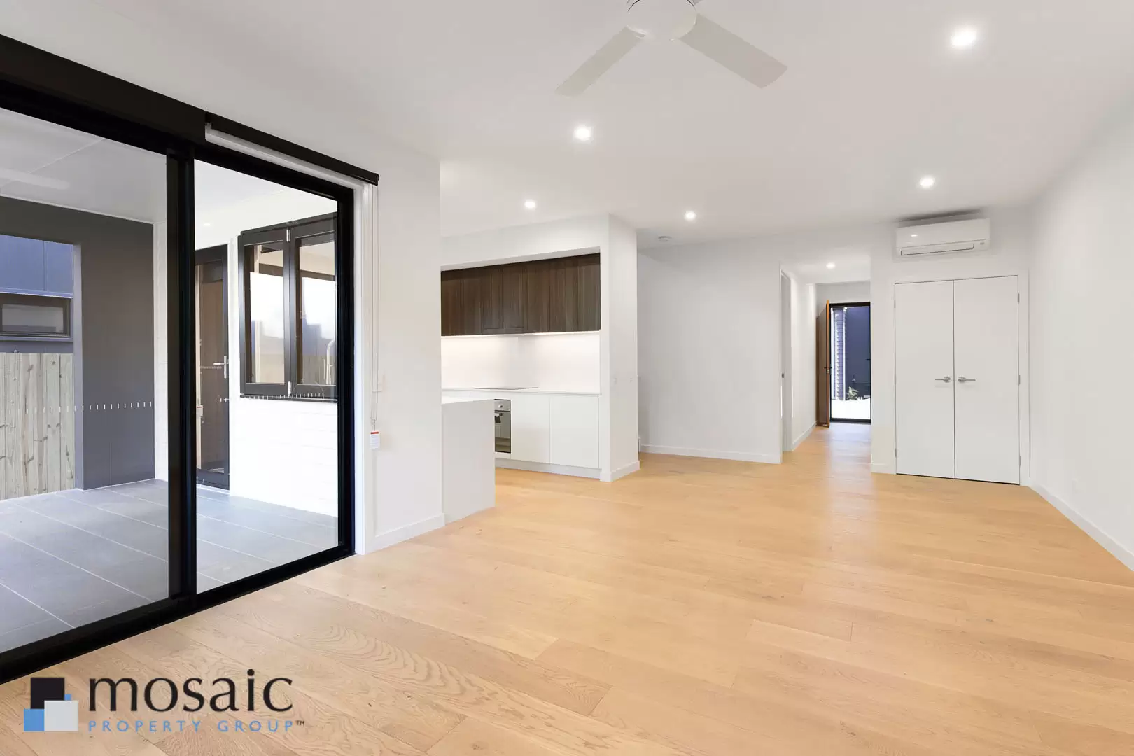 16/234 Payne Road, The Gap Leased by Mosaic Property Group - image 3