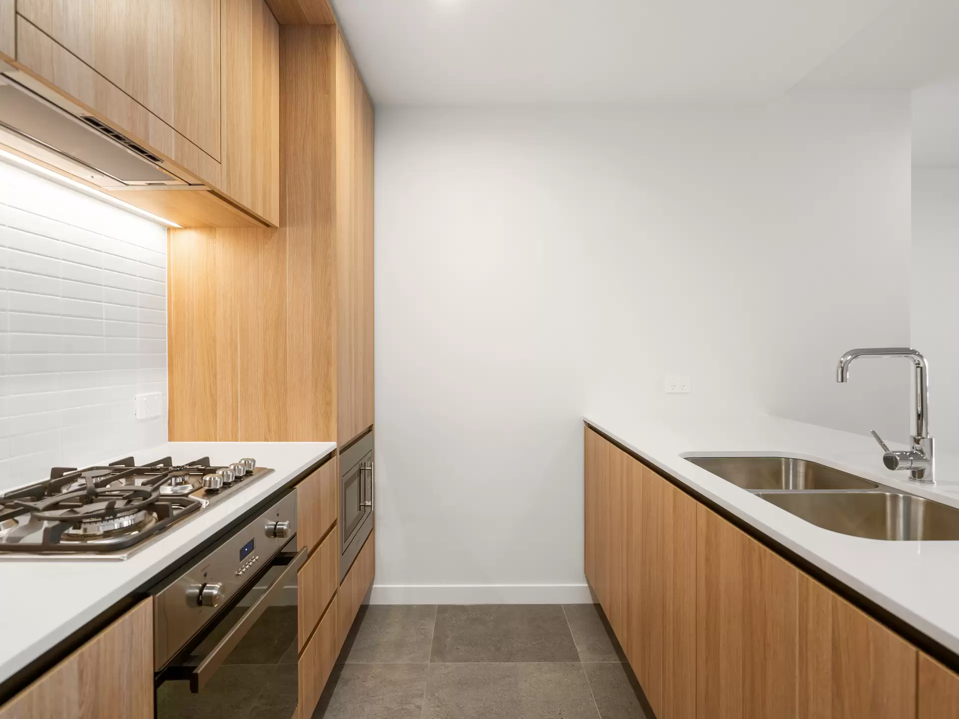 208/186 Clarence Rd, Indooroopilly Leased by Mosaic Property Group - image 1