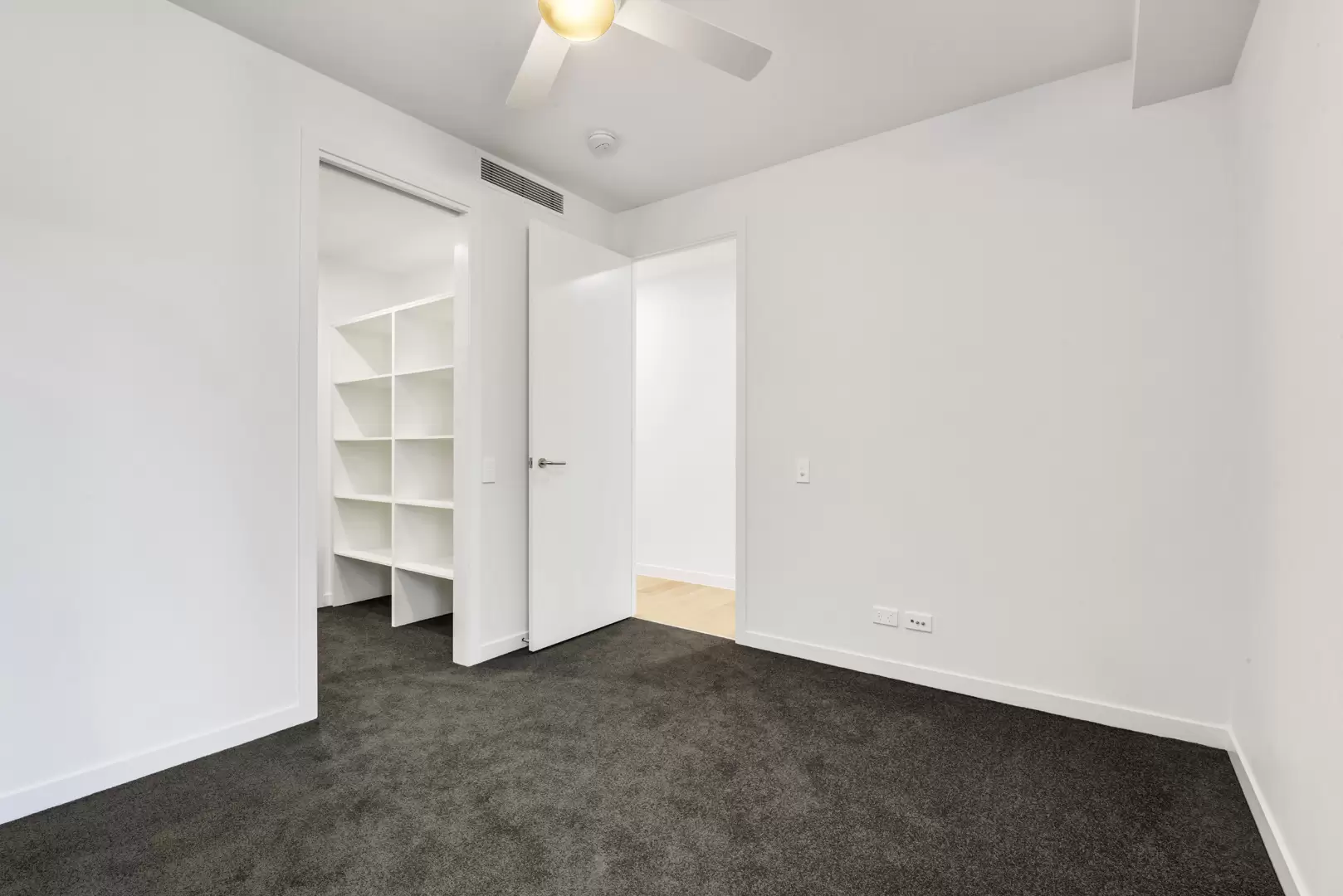 106/35-39 Lambert Rd, Indooroopilly Leased by Mosaic Property Group - image 5