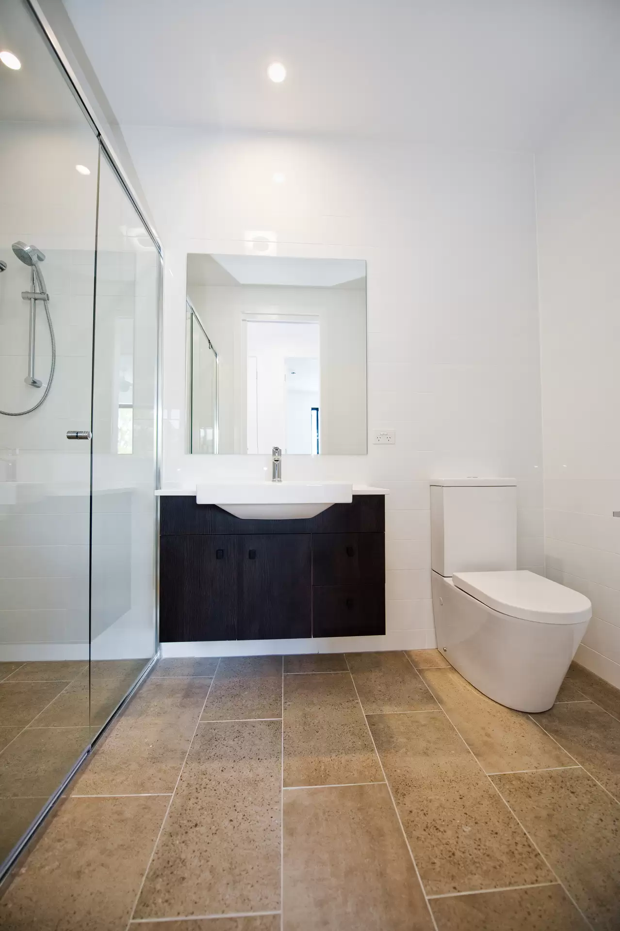 205/40 Donaldson Street, Greenslopes Leased by Mosaic Property Group - image 1