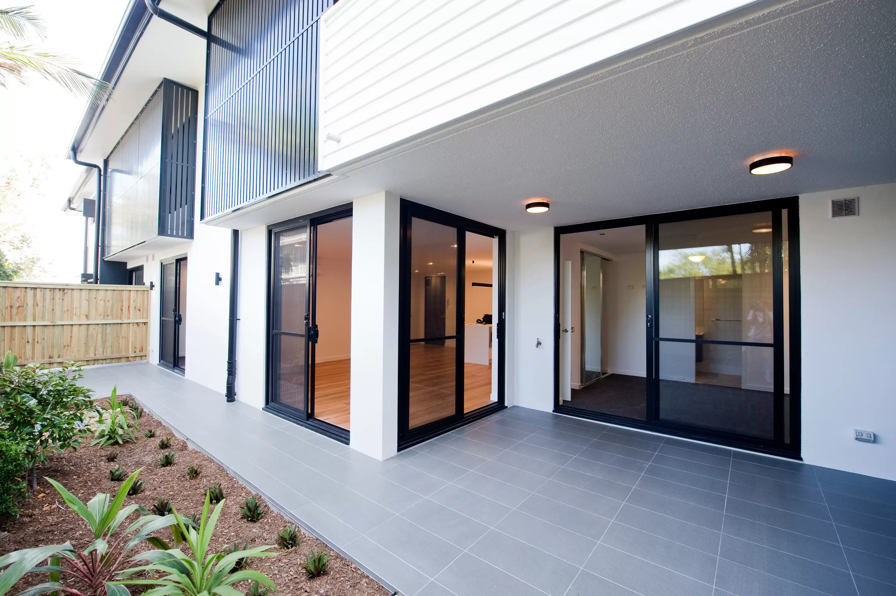205/40 Donaldson Street, Greenslopes Leased by Mosaic Property Group - image 4