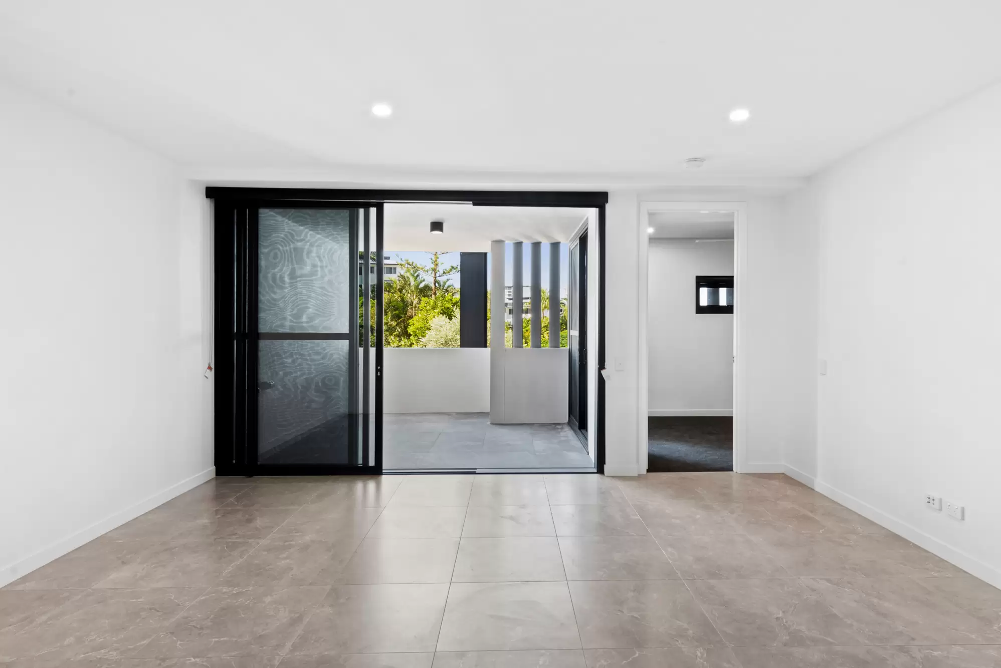2313/100 Duporth Avenue, Maroochydore Leased by Mosaic Property Group - image 3