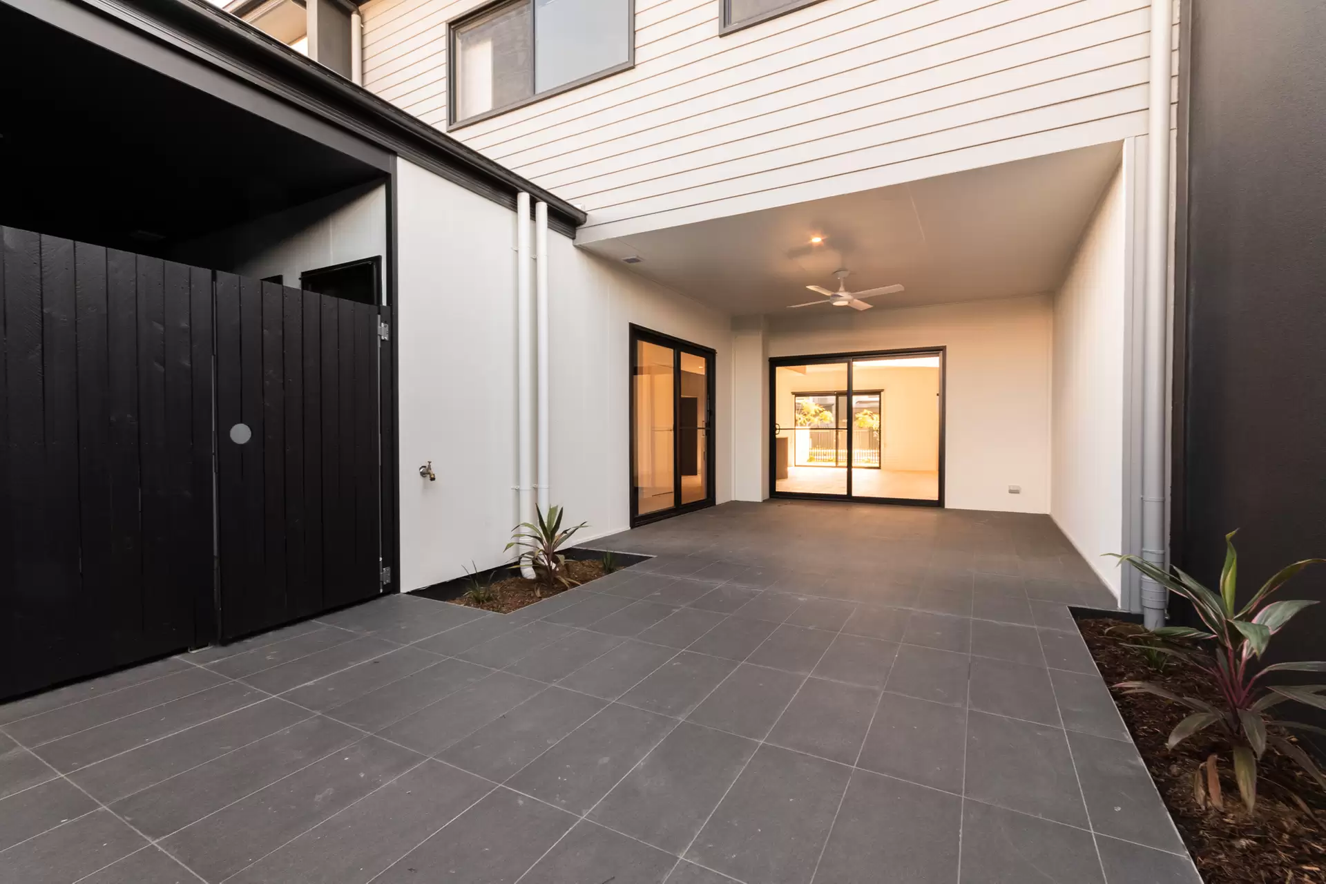 18 Tasmania Avenue, Newport Leased by Mosaic Property Group - image 1