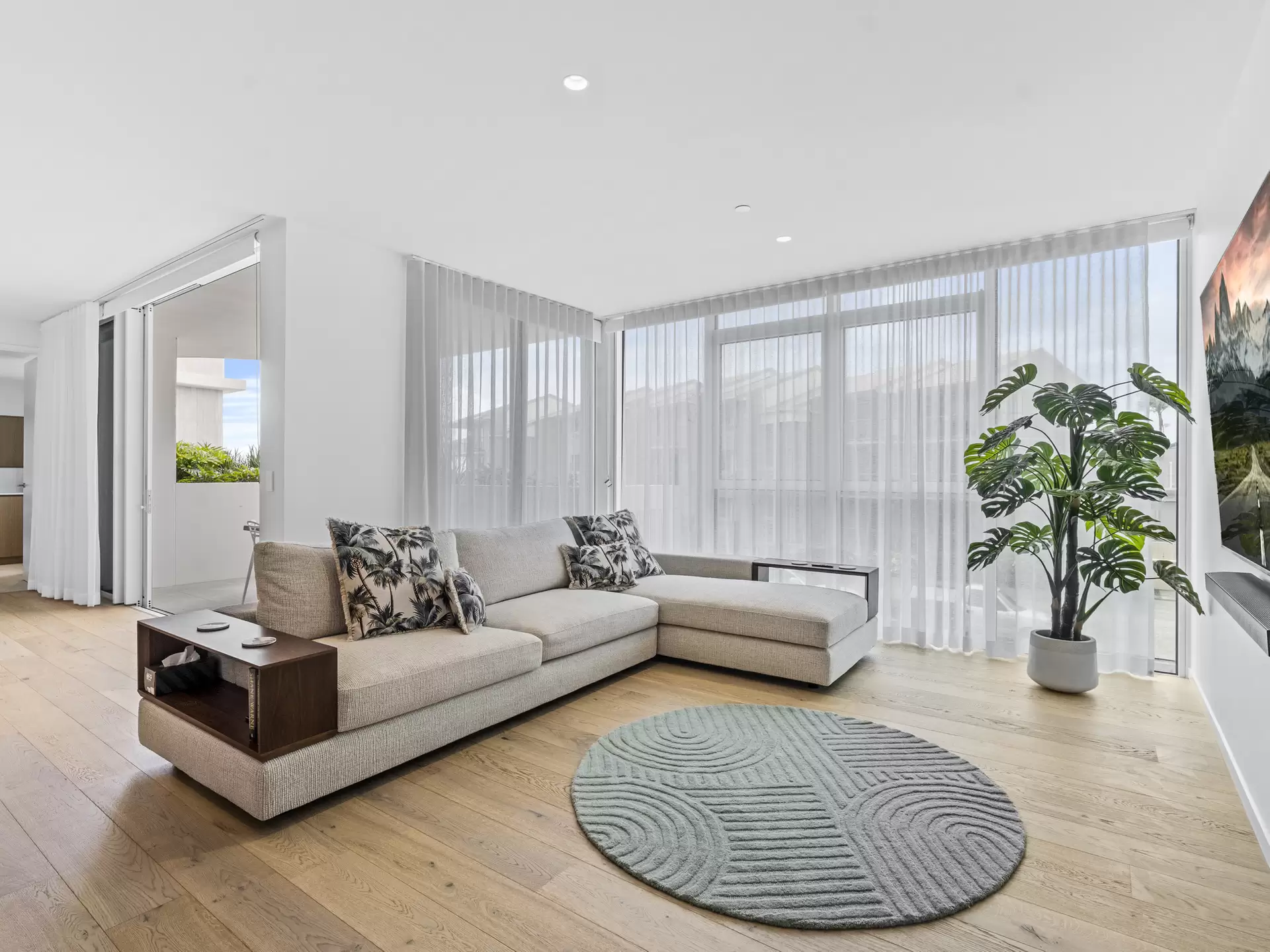 202/1 Surf Street, Bilinga For Lease by Mosaic Property Group - image 1