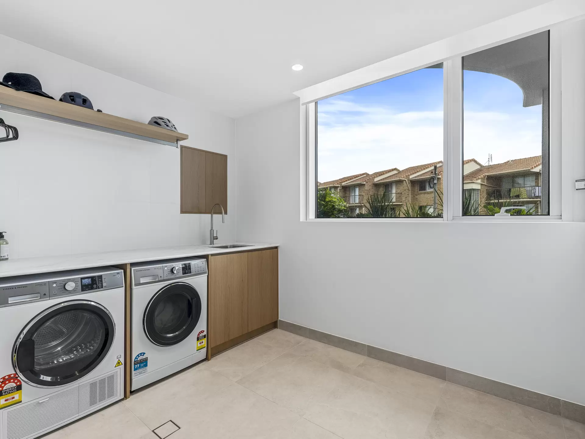 202/1 Surf Street, Bilinga For Lease by Mosaic Property Group - image 1