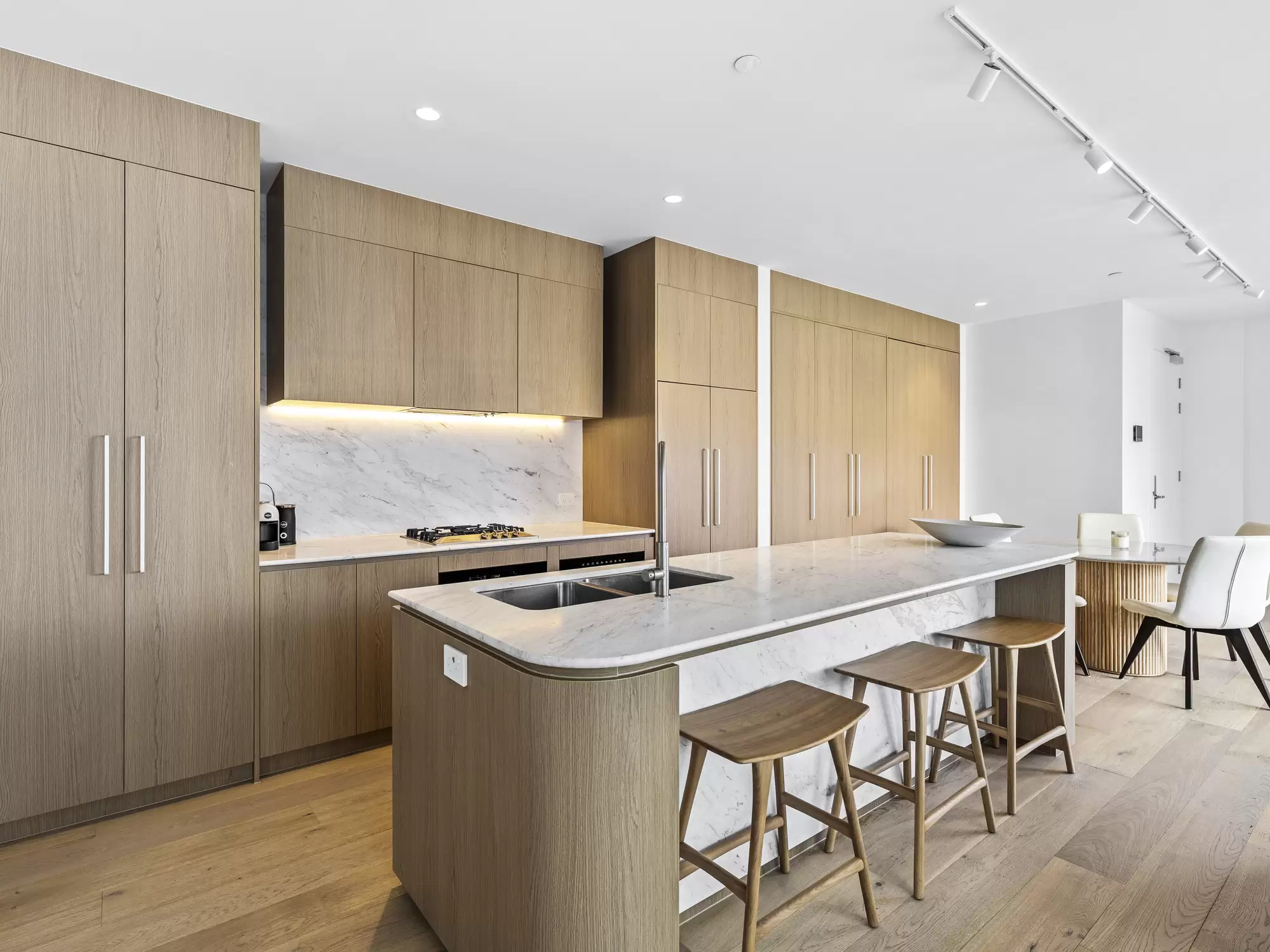 202/1 Surf Street, Bilinga For Lease by Mosaic Property Group - image 3