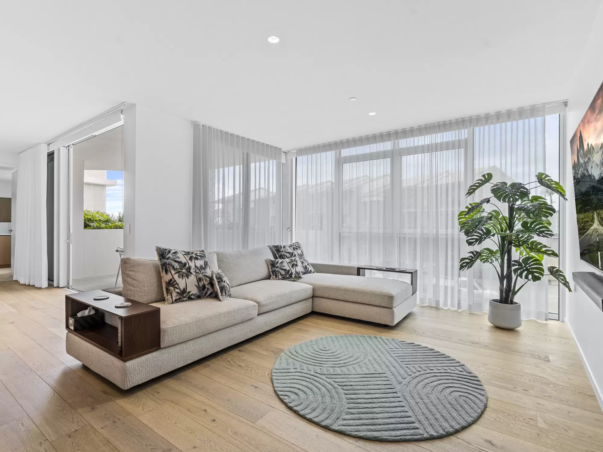 202/1 Surf Street, Bilinga For Lease by Mosaic Property Group - image 2