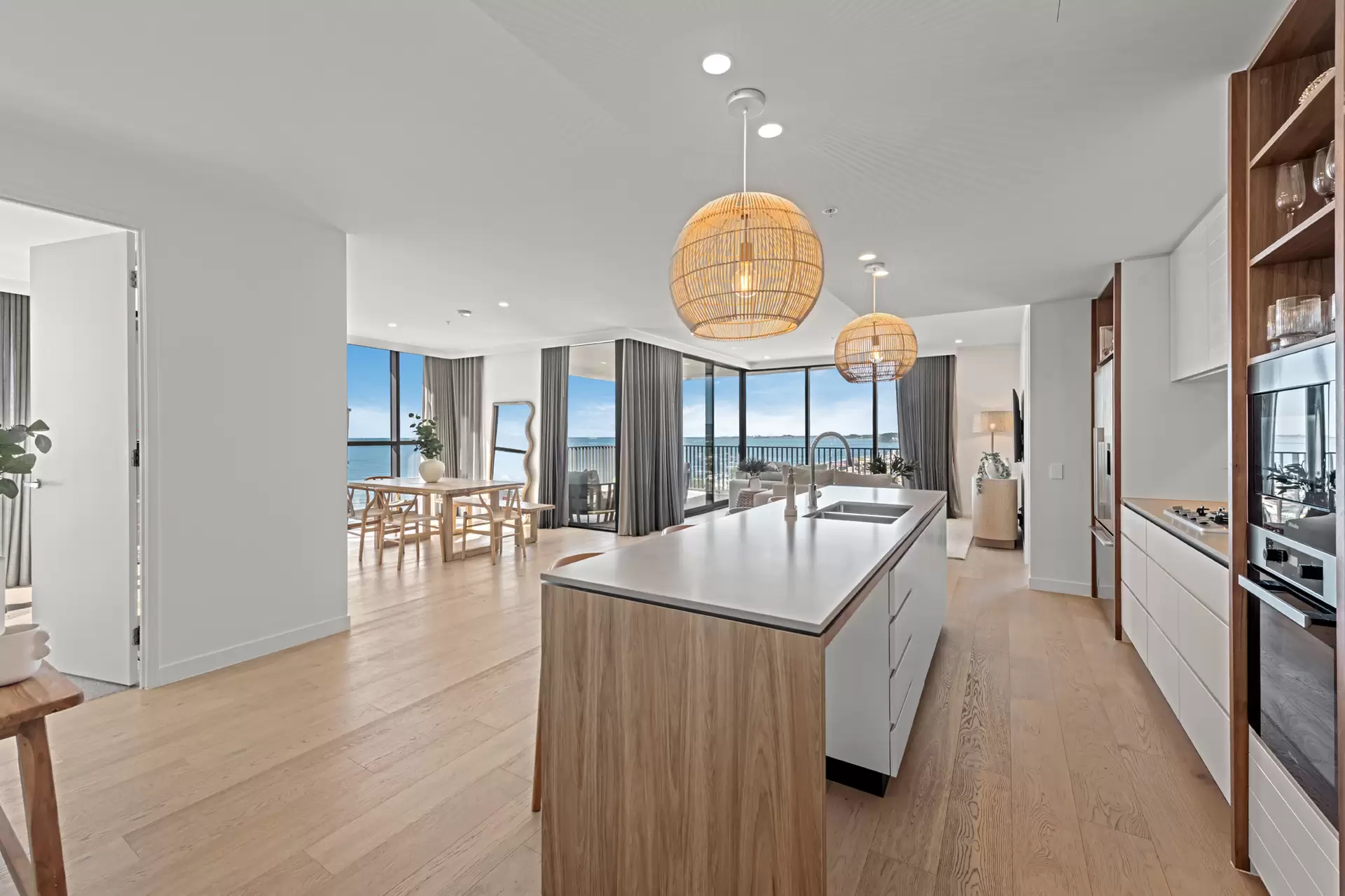 2204/43 Peerless Avenue, Mermaid Beach For Lease by Mosaic Property Group - image 1