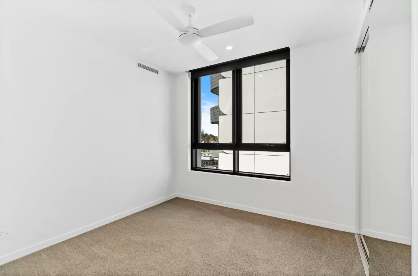 2207/140 Wellington Road, East Brisbane For Lease by Mosaic Property Group - image 5